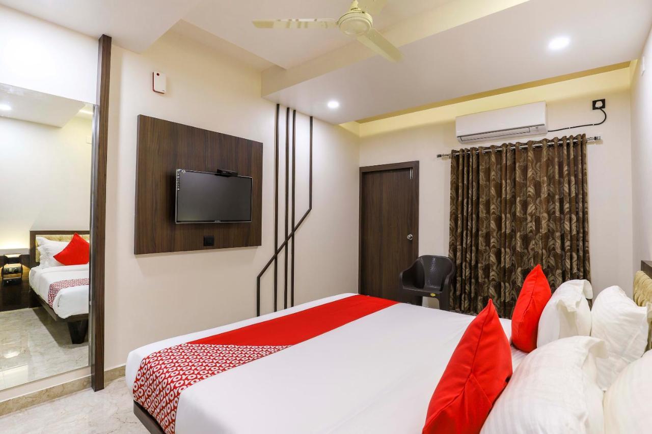 Oyo 47620 Hotel Matangi Motel Delvada エクステリア 写真